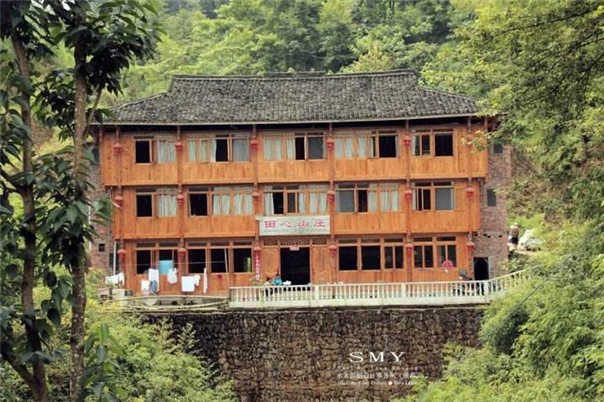 自然風(fēng)光主題酒店設(shè)計(jì)